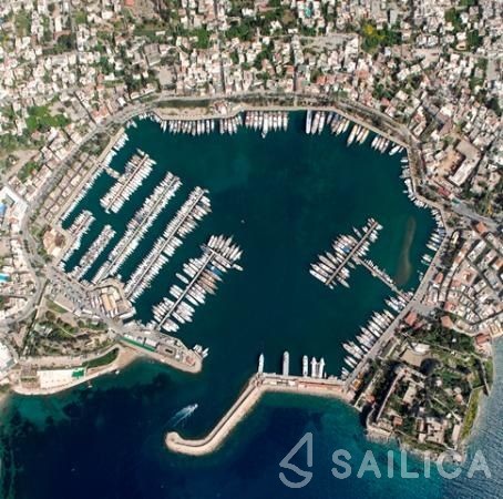 Custom Built - Yacht Charter Sailica