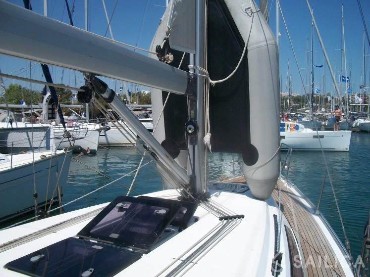 Bavaria 37 Cruiser - Yacht Charter Sailica