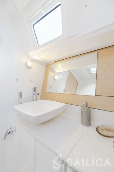 Dufour 360 GL - Yacht Charter Sailica