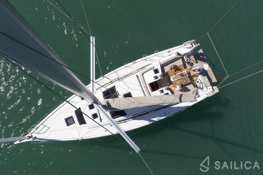 Dufour 430 - Yacht Charter Sailica