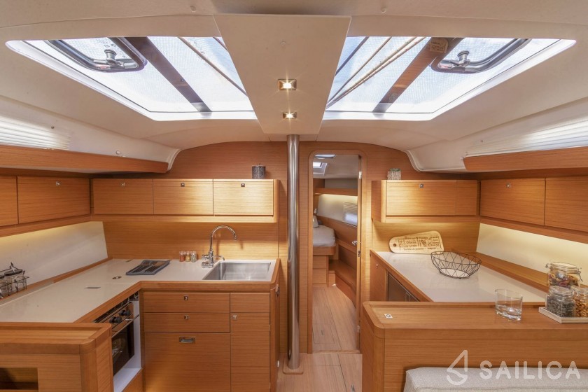 Dufour 430 - Yacht Charter Sailica