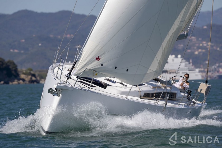 Dufour 430 - Yacht Charter Sailica