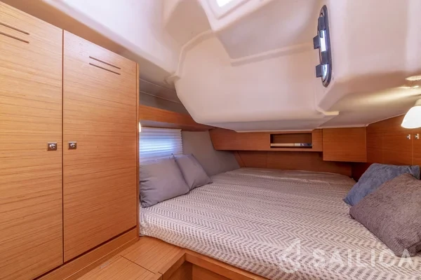 Dufour 430 - Yacht Charter Sailica