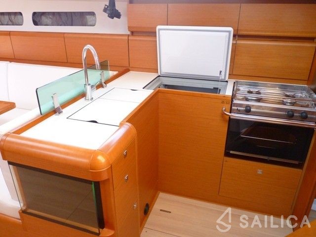 Sun Odyssey 449 - Yacht Charter Sailica
