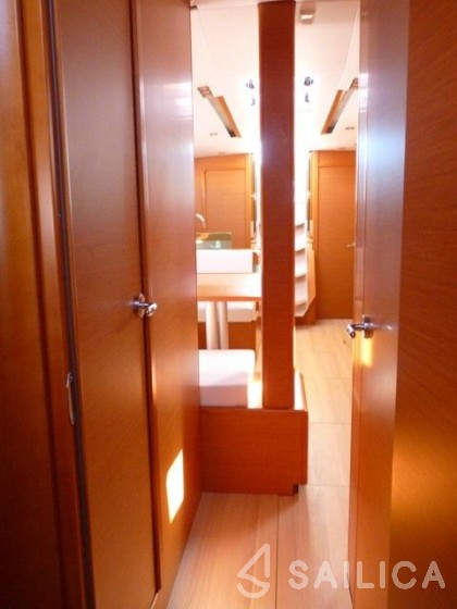 Sun Odyssey 449 - Yacht Charter Sailica