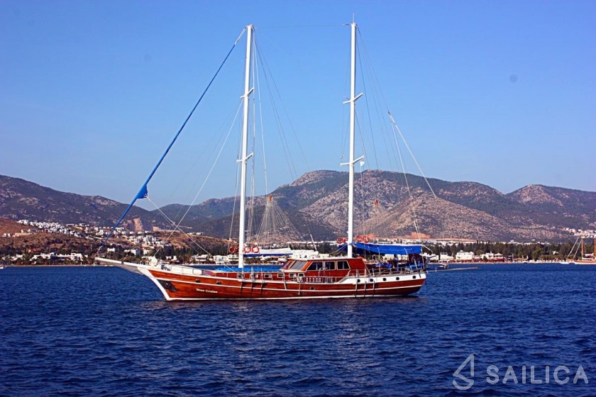Gulet - Yacht Charter Sailica