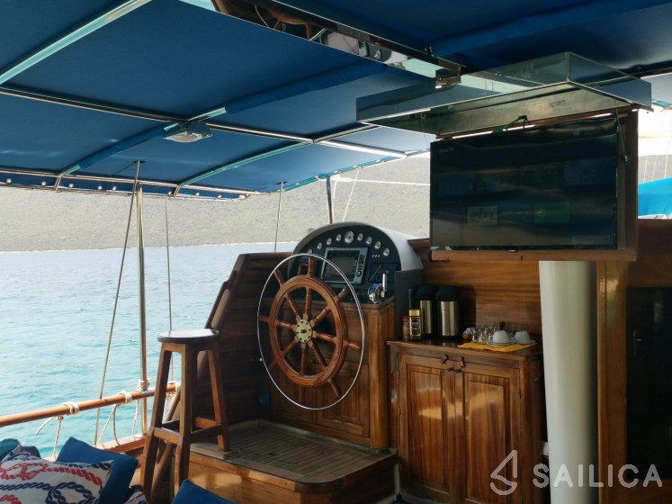 Gulet - Yacht Charter Sailica