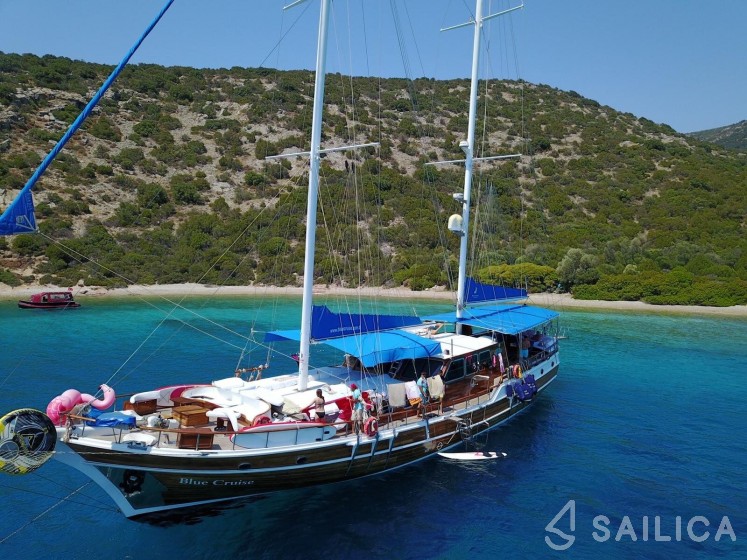 Gulet - Yacht Charter Sailica