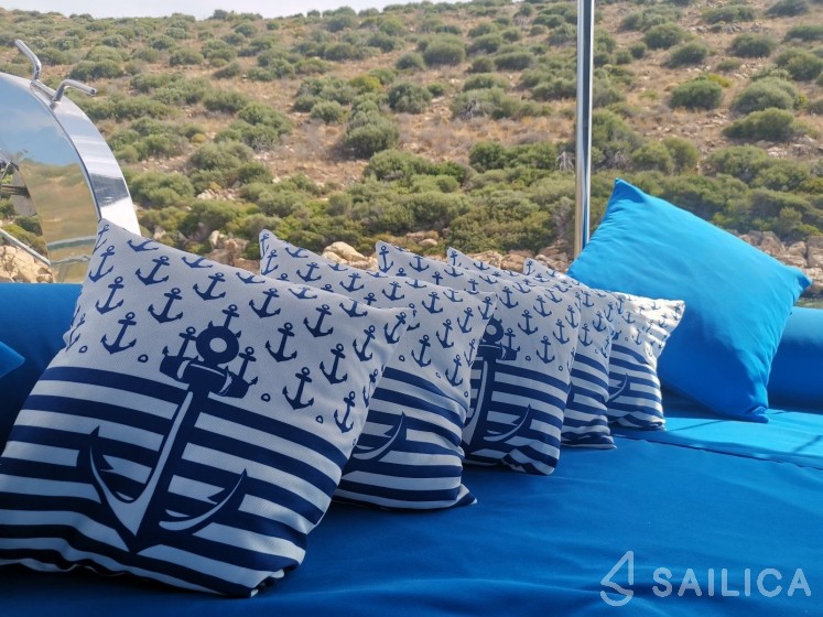 Gulet - Yacht Charter Sailica