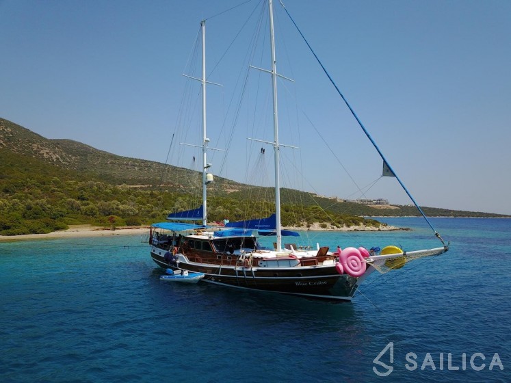 Gulet - Yacht Charter Sailica