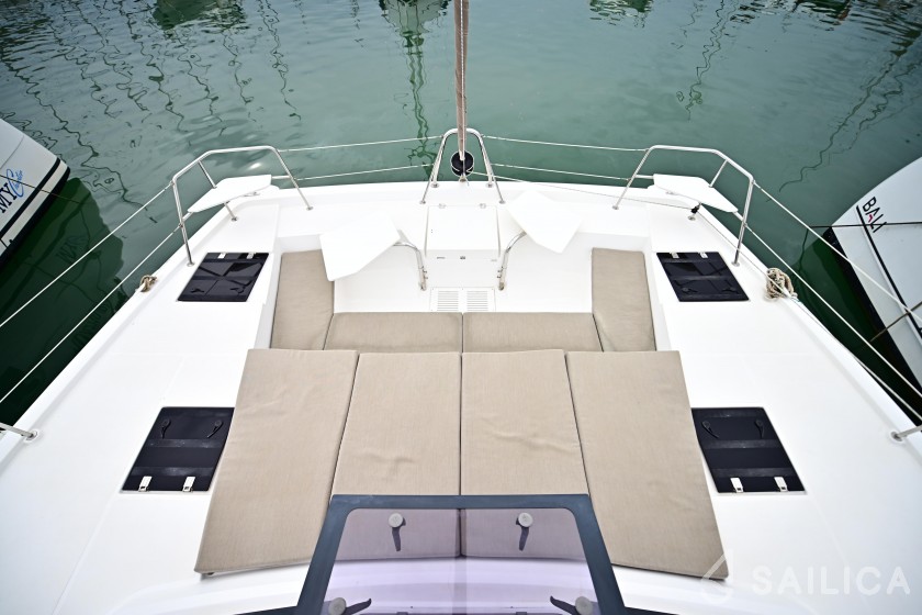 Bali Catspace - Yacht Charter Sailica