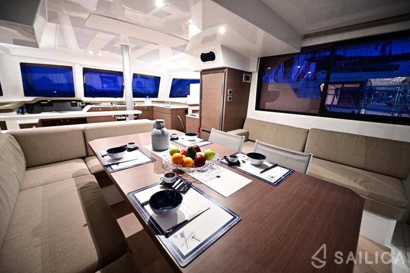 Bali Catspace - Yacht Charter Sailica