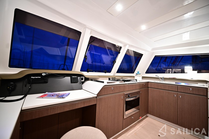 Bali Catspace - Yacht Charter Sailica