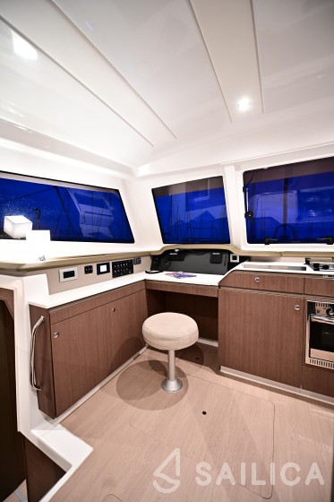 Bali Catspace - Yacht Charter Sailica
