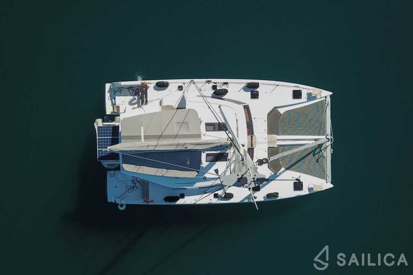 Nautitech 46 Fly - Yacht Charter Sailica