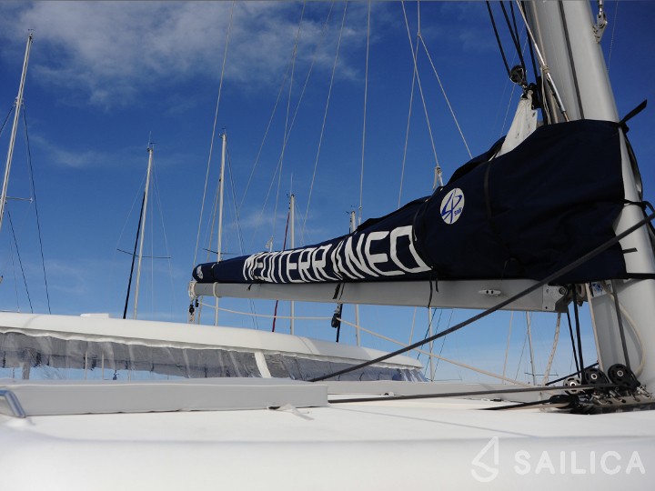 Lagoon 420 - Yacht Charter Sailica