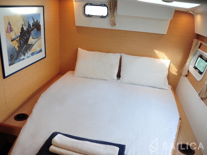 Lagoon 420 - Yacht Charter Sailica