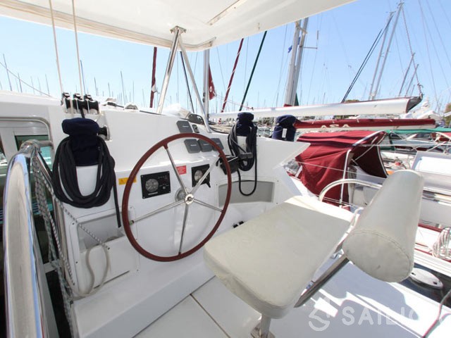 Lagoon 420 - Yacht Charter Sailica