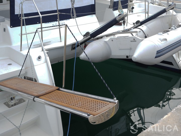 Lagoon 420 - Yacht Charter Sailica