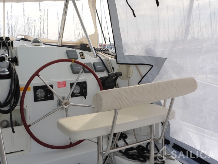 Lagoon 420 - Yacht Charter Sailica