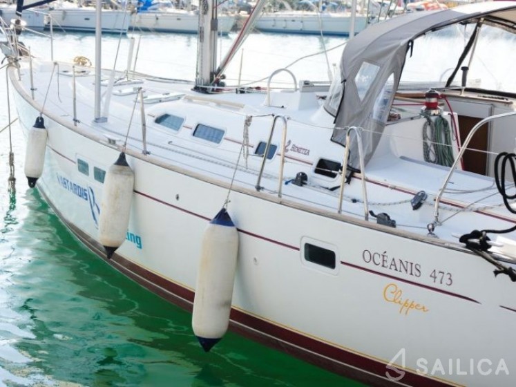 Oceanis 473 - Yacht Charter Sailica