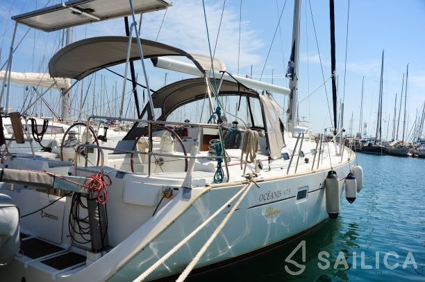 Oceanis 473 - Yacht Charter Sailica