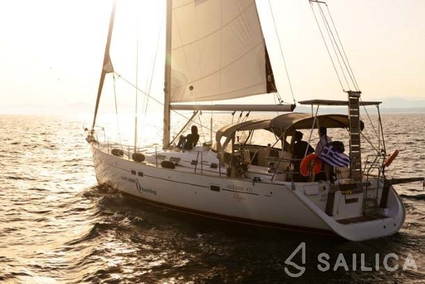 Oceanis 473 - Yacht Charter Sailica