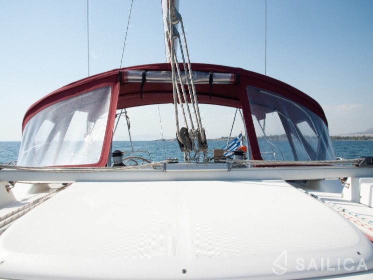 Oceanis 473 - Yacht Charter Sailica
