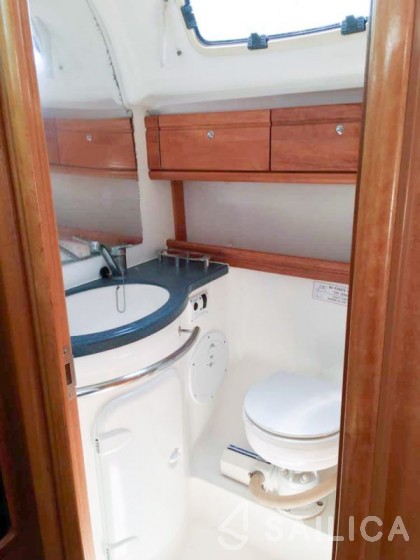 Bavaria 39 Cruiser - Yacht Charter Sailica