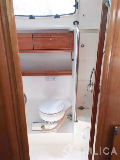 Bavaria 39 Cruiser - Yacht Charter Sailica