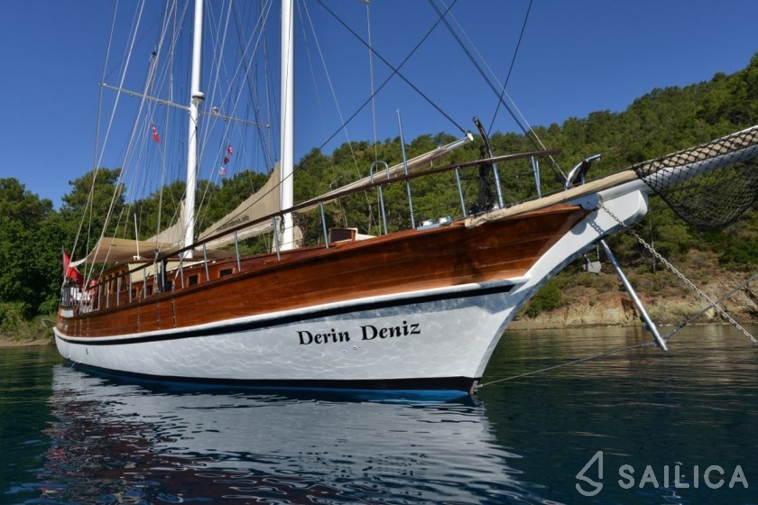Gulet - Yacht Charter Sailica