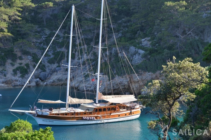 Gulet - Yacht Charter Sailica