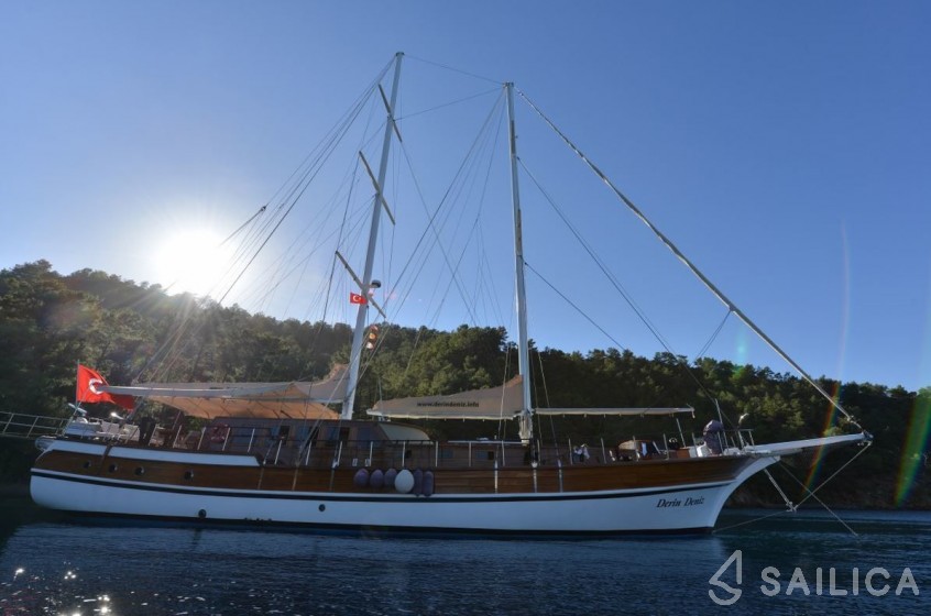 Gulet - Yacht Charter Sailica
