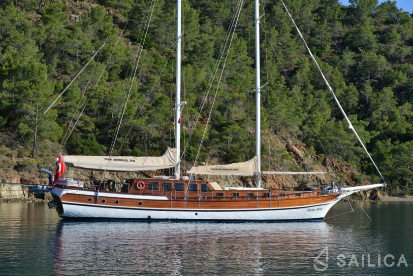 Gulet - Yacht Charter Sailica