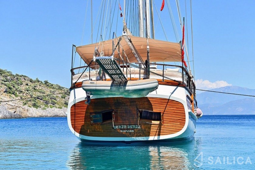 Gulet - Yacht Charter Sailica
