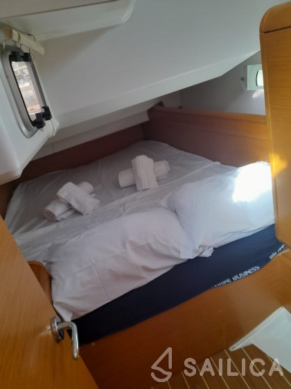 Sun Odyssey 439 - Yacht Charter Sailica