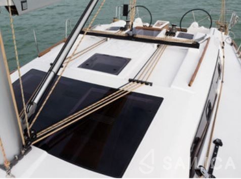 Dufour 382 GL - Yacht Charter Sailica