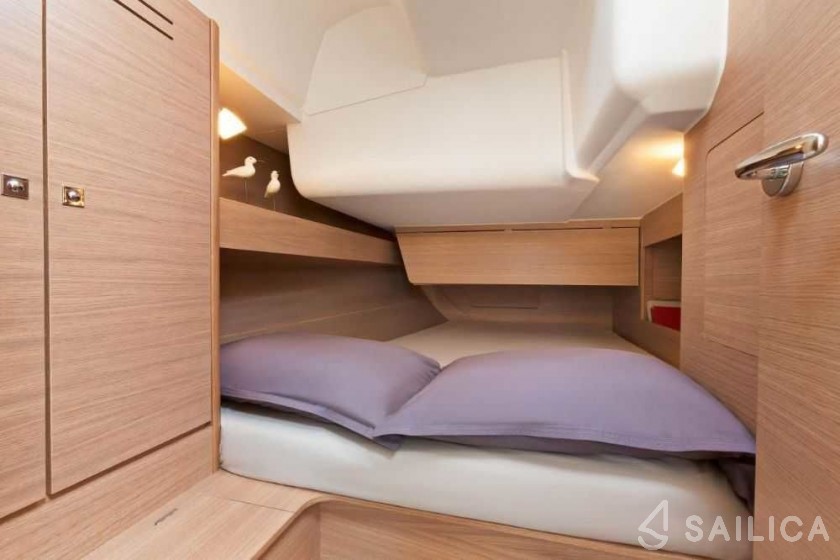 Dufour 382 GL - Yacht Charter Sailica
