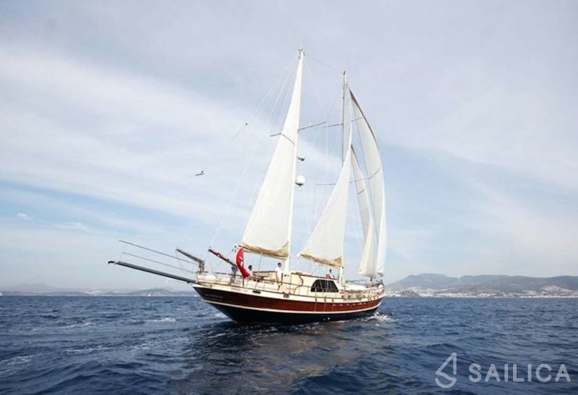 Gulet - Yacht Charter Sailica