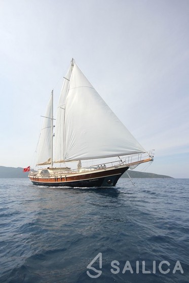 Gulet - Yacht Charter Sailica