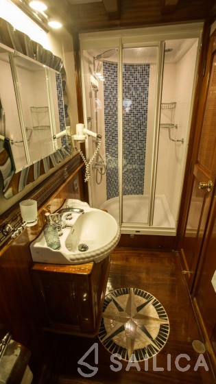 Gulet - Yacht Charter Sailica