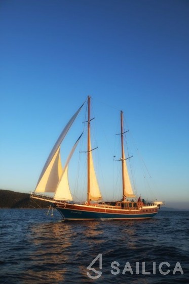 Gulet - Yacht Charter Sailica