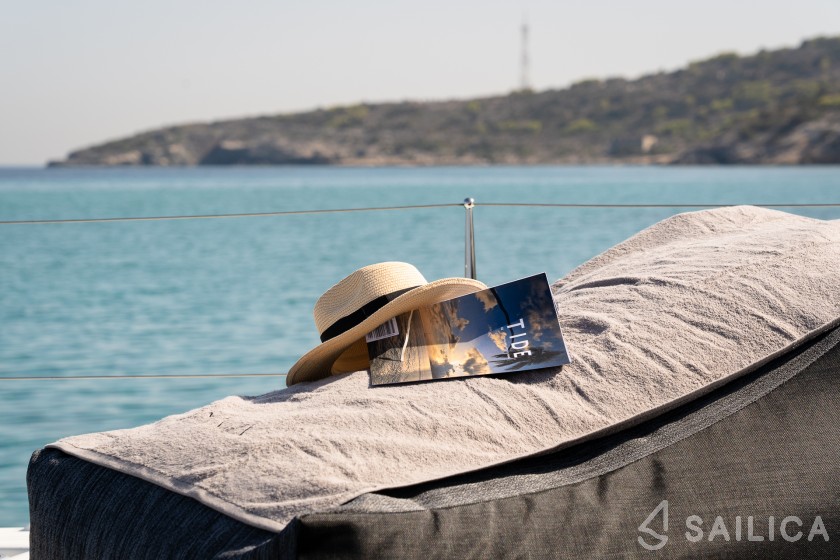 Lagoon 46  - Yacht Charter Sailica