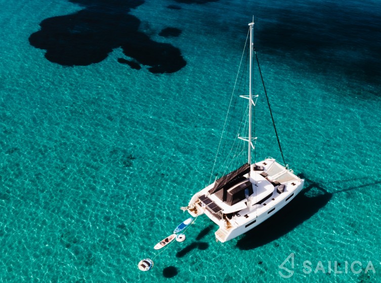 Lagoon 46  - Yacht Charter Sailica