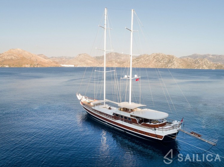 Gulet - Yacht Charter Sailica