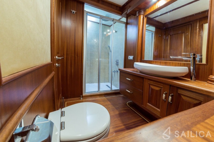 Gulet - Yacht Charter Sailica