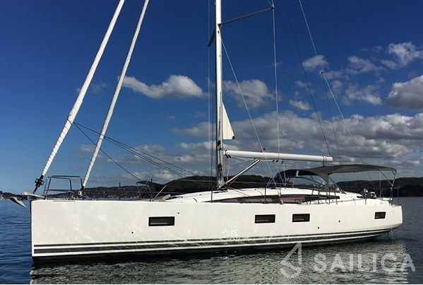 Jeanneau 54 - Yacht Charter Sailica