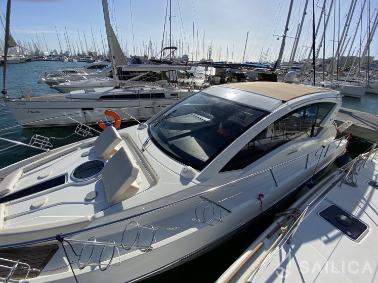 Cranchi M44 HT - Yacht Charter Sailica