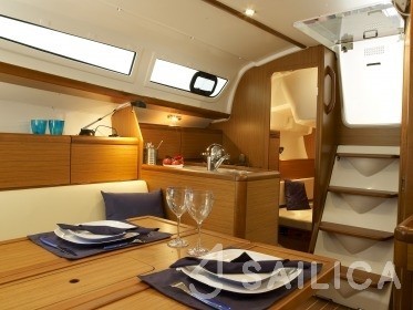 Sun Odyssey 30i - Yacht Charter Sailica