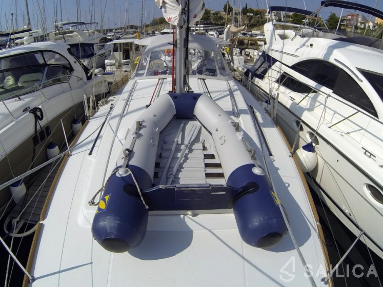 Oceanis 45 - Yacht Charter Sailica